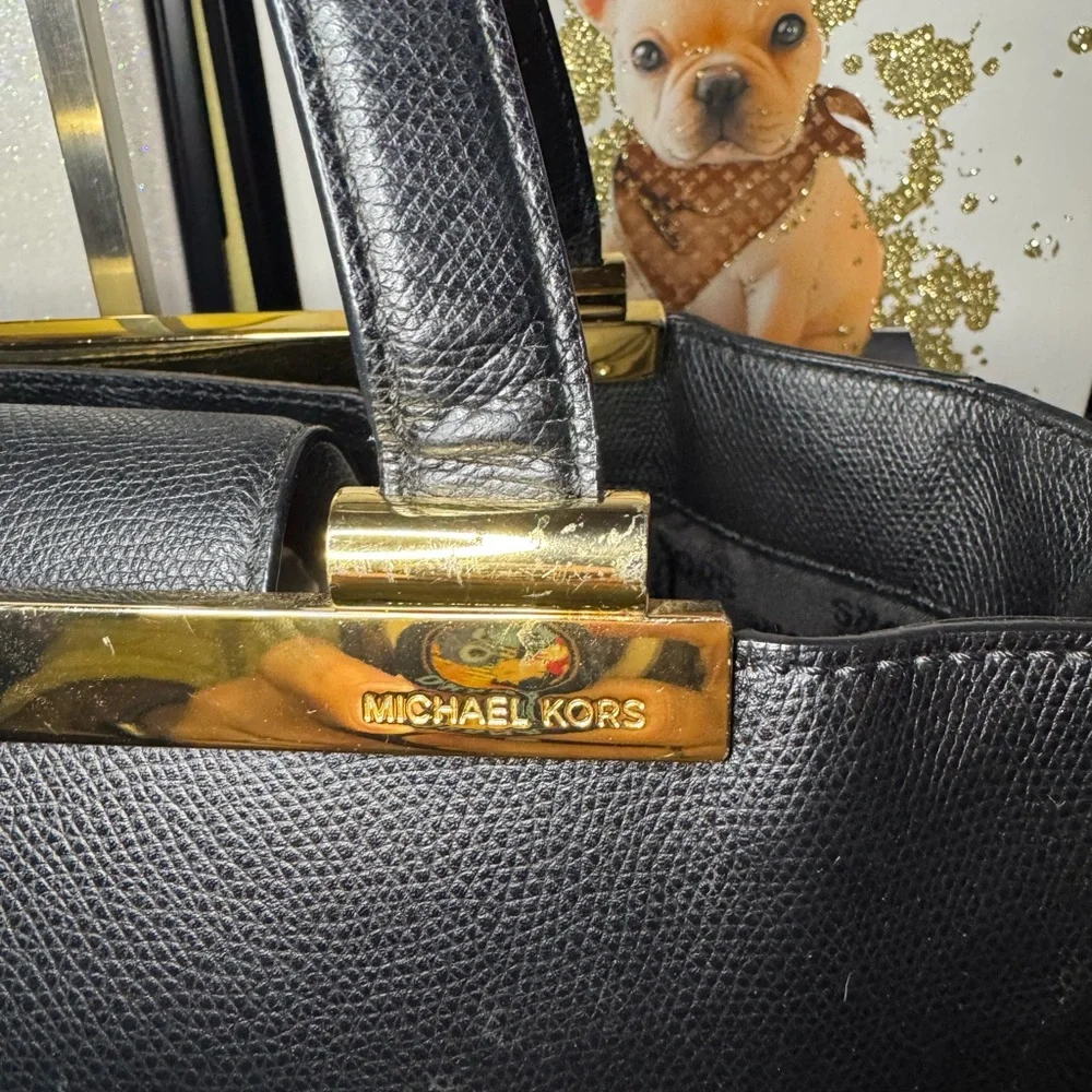 Michael Kors Tilda Saffiano Leather large tote bag in black - Picture 4 of 11